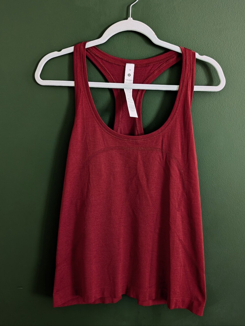 lululemon athletica Swiftly Tech Racerback Tank Top 2.0 Hip Length Size 14